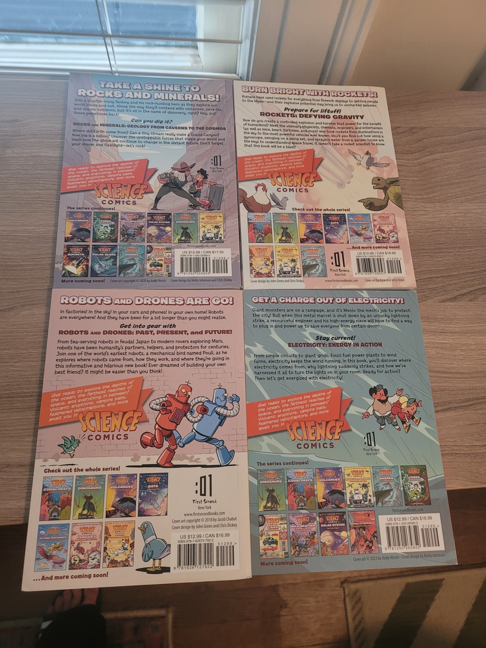 Science Comics Paperback Collection - Picture 2 of 3